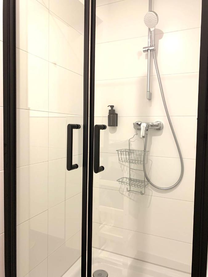 Alles Komplett - 2 Schlafzimmer, Grosse Kueche, Bad Colónia Exterior foto